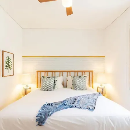 Plum Guide - The Xylophone Apartment Lisbon